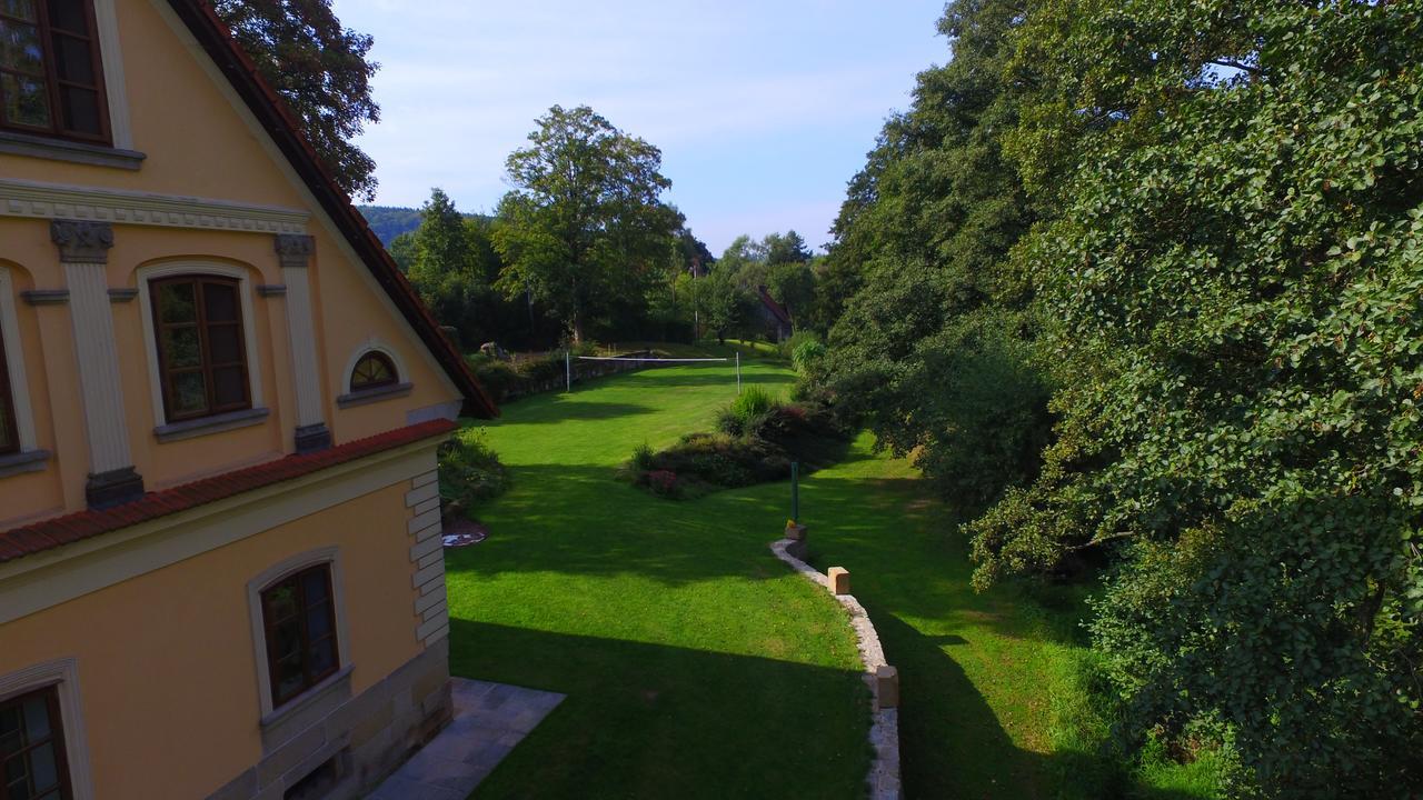 Отель Belsky Dvur Bely Экстерьер фото